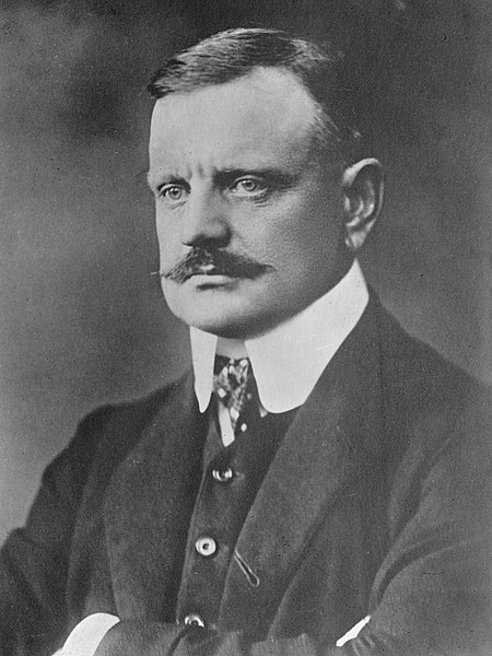 Jean_Sibelius,_1913.jpg